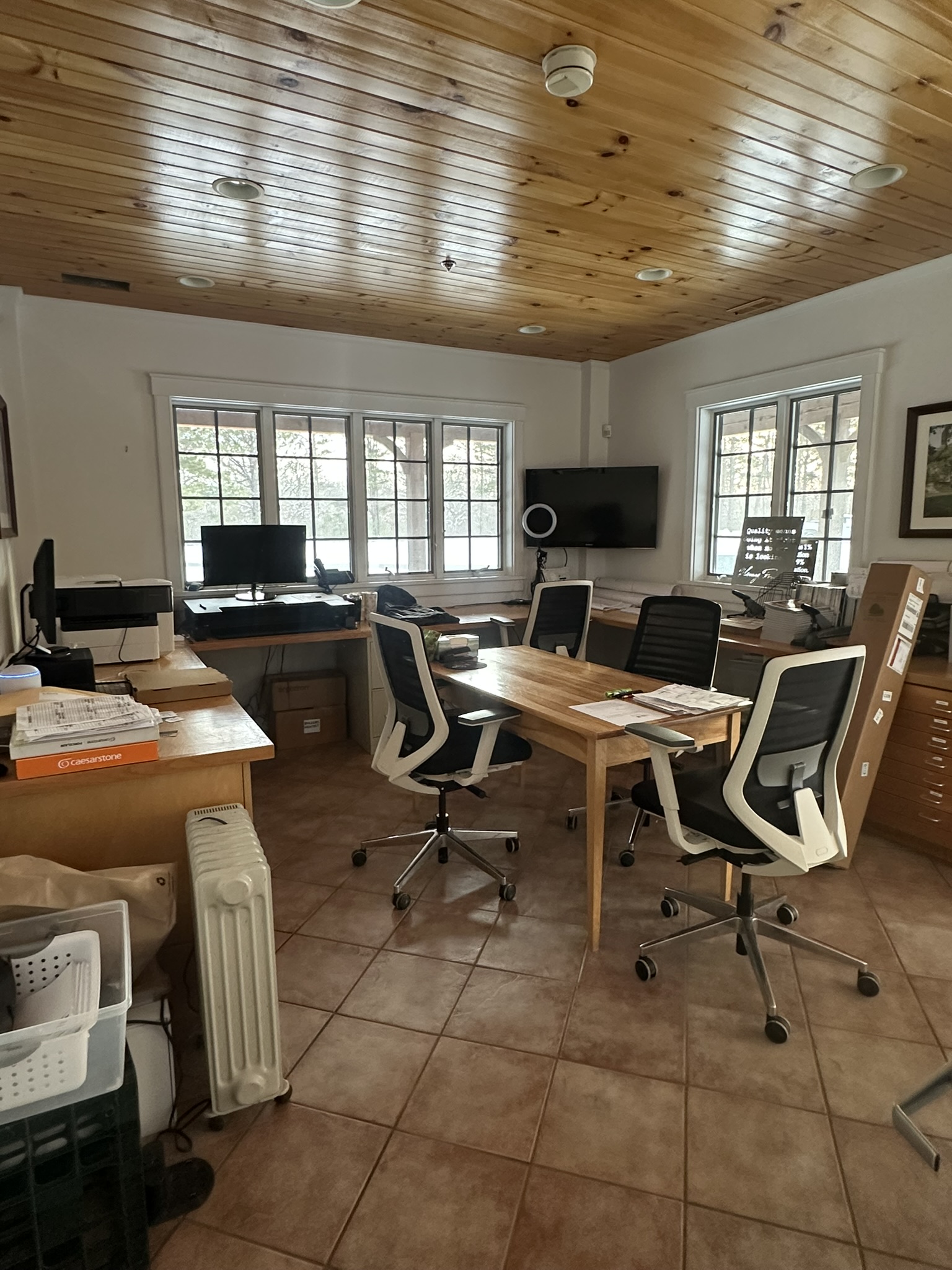 Office 1 - additional angle